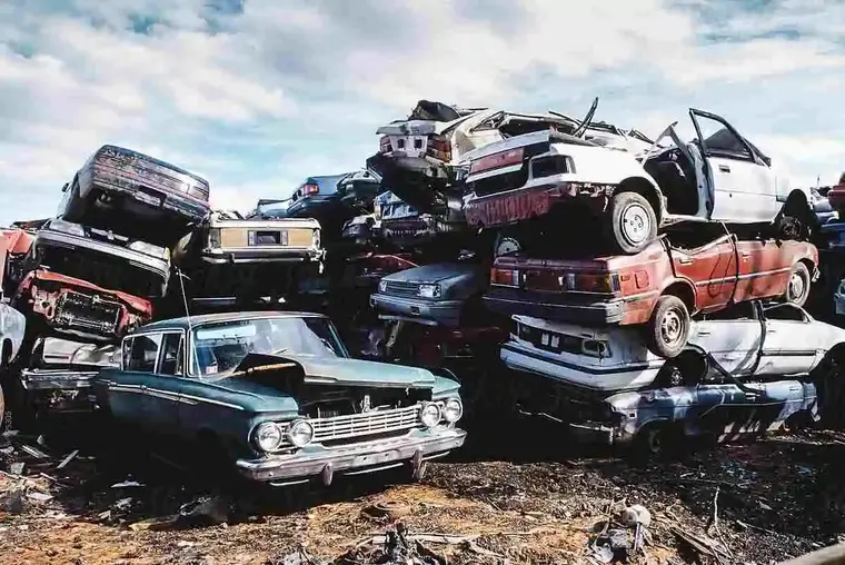 Avoid Buying Car Scams When Selling a Car to Junkyard